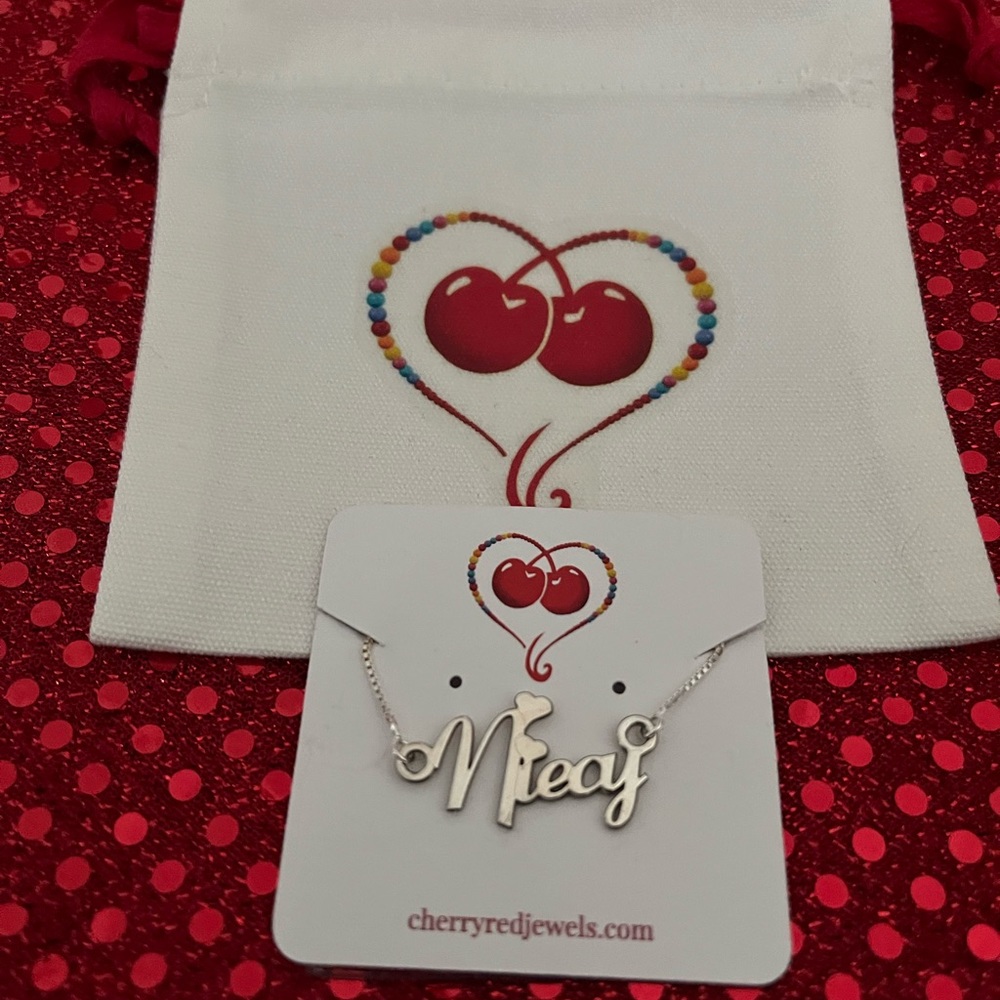 “Niecey” Silver personalized name necklace